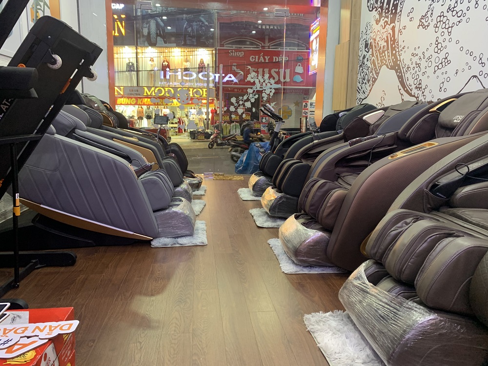 Mua ghế massage tới ngay showroom gần nhất của Atochi 
