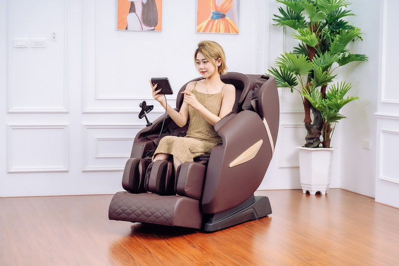Ghế massage toàn thân Atochi giúp giảm đau an toàn và hiệu quả