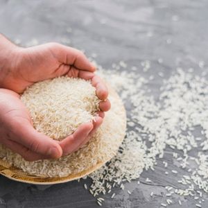 Làm sao biết 1 chén cơm bao nhiêu calo?